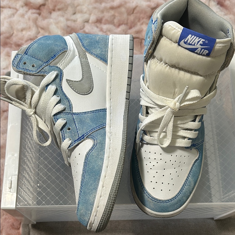 Nike High-Top Sneakers in Blue, White, and Gray